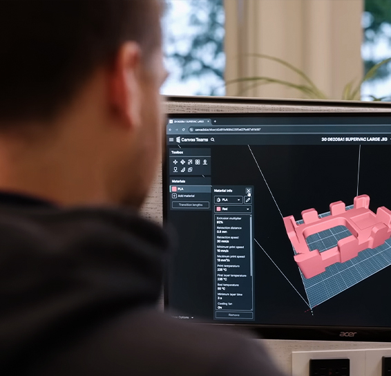 Person working on Mosaic's Canvas Software